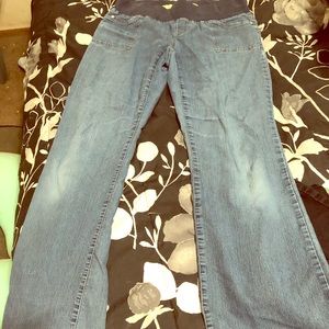 Maternity clothes bundle